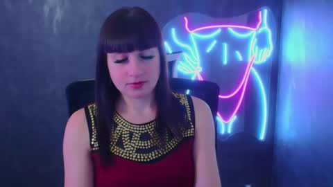 Caroline online show from December 2024 06:21:01 AM