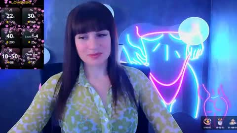 Caroline online show from March 2025 10:00:02 AM