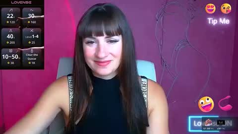 Caroline online show from September 2025 05:51:01 AM