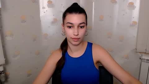 Snapshot of karolinamex_ chatting on February 2025 01:11:02 PM Karolina online show from February 2025 01:11:02 PM
