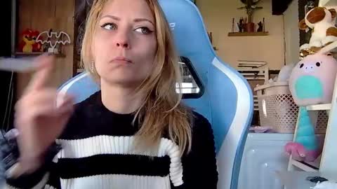 karoline121 online show from March 2026 09:02:01 AM