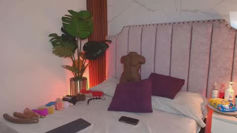 Karolina online show from February 2026 04:13:02 AM