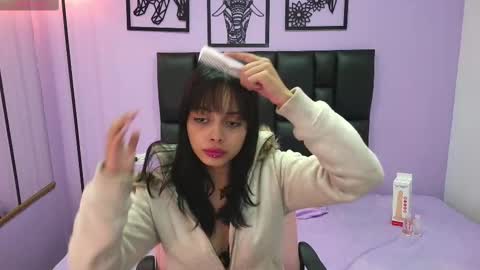 Snapshot of karoline_torres chatting on September 2025 12:40:01 PM Karoline online show from September 2025 12:40:01 PM