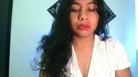 karolinecute online show from January 2025 05:05:01 PM