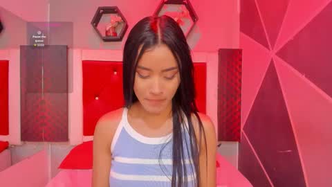 Karol online show from October 2025 01:01:02 PM