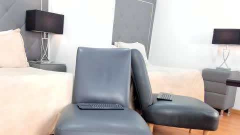 karolwest_ online show from February 2026 11:37:01 AM