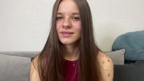 Lia online show from April 2026 04:00:01 PM