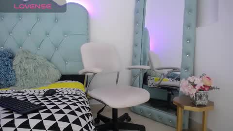 Karla online show from January 2025 06:28:02 AM