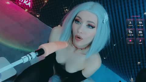 ALYSSA                online show from October 2025 03:03:01 PM