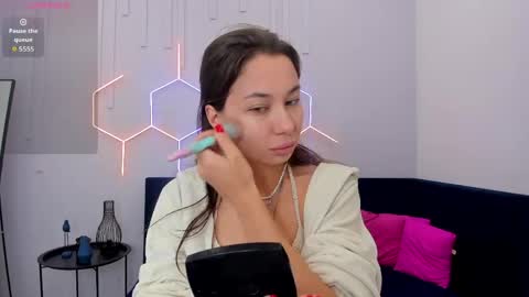 Snapshot of kat__cat chatting on April 2026 01:34:01 AM kat__cat online show from April 2026 01:34:01 AM