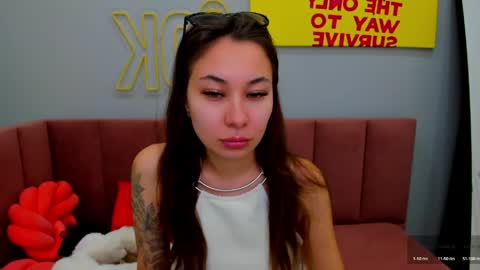 Snapshot of kat__cat chatting on June 2026 02:27:01 AM kat__cat online show from June 2026 02:27:01 AM