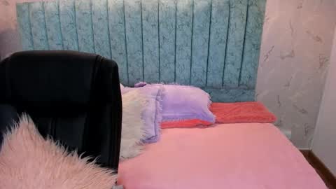 kat_blake online show from October 2025 04:32:02 AM