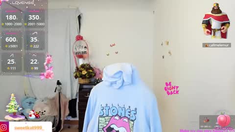 Snapshot of kat_ly_chan chatting on December 2024 07:28:02 PM Kat online show from December 2024 07:28:02 PM