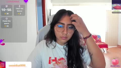 Snapshot of kat_ly_chan chatting on March 2025 05:07:02 PM Kat online show from March 2025 05:07:02 PM