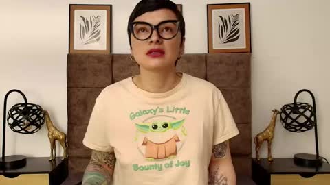 kat paradisse online show from September 2025 07:41:02 PM