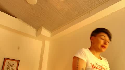 kat paradisse online show from April 2026 11:43:01 AM