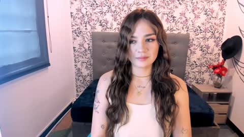 K A T A  H O O T online show from February 2025 08:17:02 PM