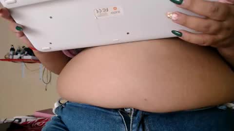 katele online show from December 2025 03:30:01 PM