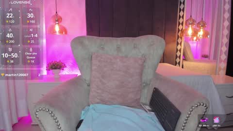 Kat online show from December 2024 03:00:01 PM