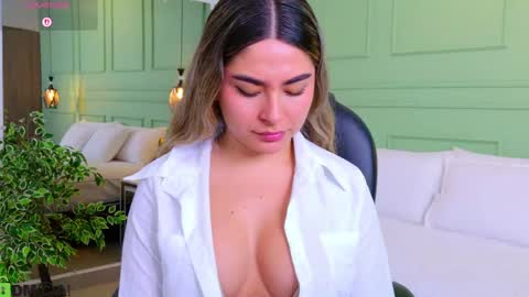 Snapshot of kataliina_18 chatting on May 2026 11:48:02 AM Kat online show from May 2026 11:48:02 AM