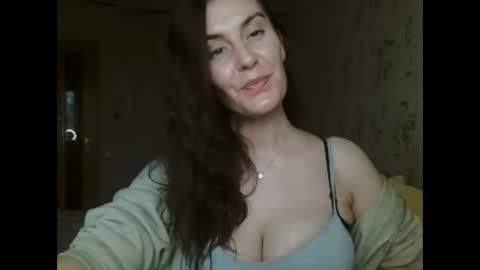 KatalinaQE online show from November 2025 08:31:01 AM