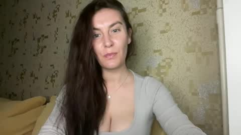 Snapshot of katalinaqe chatting on May 2026 12:34:02 PM KatalinaQE online show from May 2026 12:34:02 PM