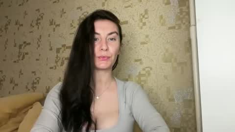 Snapshot of katalinaqe chatting on May 2026 04:30:02 AM KatalinaQE online show from May 2026 04:30:02 AM