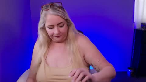 Snapshot of katdsinclair chatting on March 2026 03:47:01 PM Kat D Sinclair online show from March 2026 03:47:01 PM