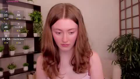 Snapshot of kate_cuddle chatting on July 2026 02:44:01 AM Kate online show from July 2026 02:44:01 AM