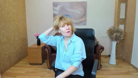 Kate Jackson online show from November 2025 08:03:02 AM