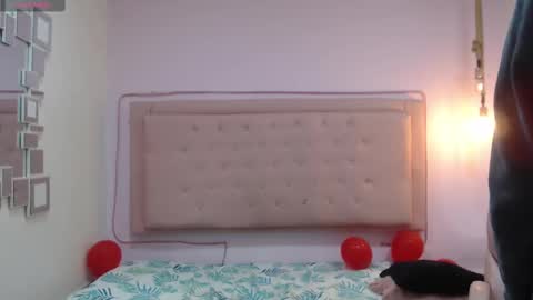 Snapshot of kate_pickman chatting on February 2025 09:43:02 AM kate online show from February 2025 09:43:02 AM