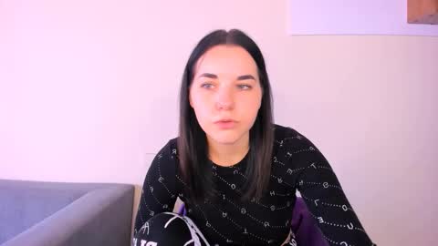 KATE online show from October 2025 09:26:02 AM