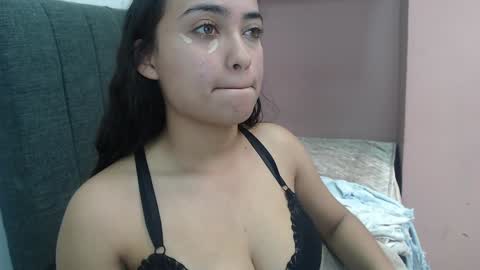 Kari online show from December 2024 05:15:01 PM