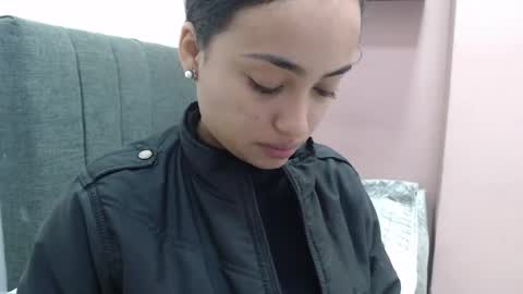 Kari online show from September 2025 01:24:02 PM