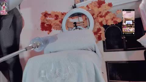 Snapshot of kate_yoshy chatting on September 2025 10:04:02 AM kate the pink girl online show from September 2025 10:04:02 AM