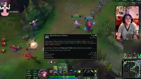 Snapshot of kate_yoshy chatting on October 2025 03:40:01 AM kate the pink girl online show from October 2025 03:40:01 AM