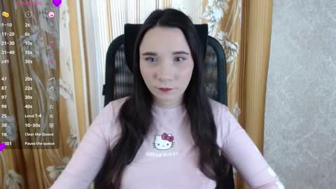 Snapshot of katecrash chatting on March 2025 10:40:02 AM YourKate online show from March 2025 10:40:02 AM