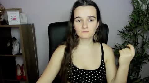 Snapshot of katedesire chatting on December 2024 02:30:02 PM Kate online show from December 2024 02:30:02 PM