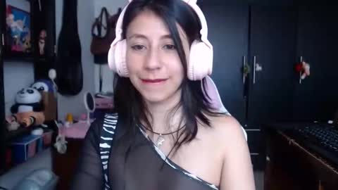 Kateeen18 online show from November 2025 07:49:02 PM