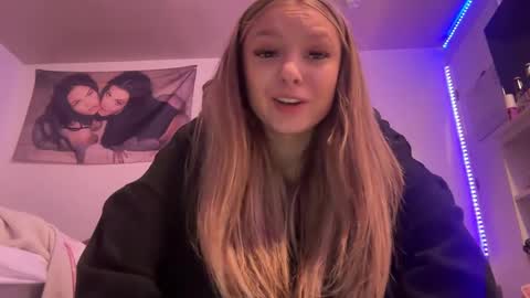 kate online show from September 2025 03:42:02 AM