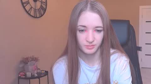 Snapshot of katekayer chatting on October 2025 08:33:02 AM katekayer online show from October 2025 08:33:02 AM