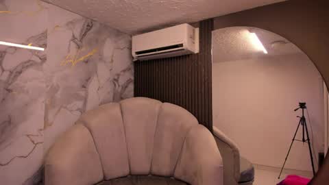 Im Katherine but call me Kate  online show from April 2026 12:05:02 PM