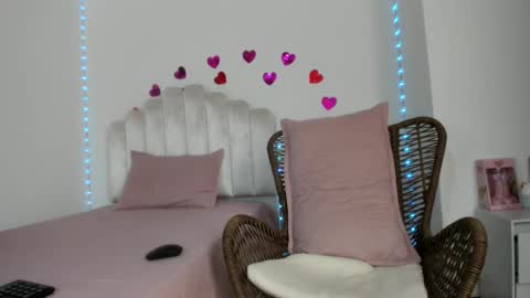 katherin moore online show from September 2025 03:57:01 PM