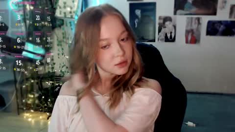 Lisa online show from February 2025 11:02:02 PM