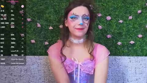 Snapshot of katerinnna chatting on May 2026 08:42:02 AM Katerina online show from May 2026 08:42:02 AM