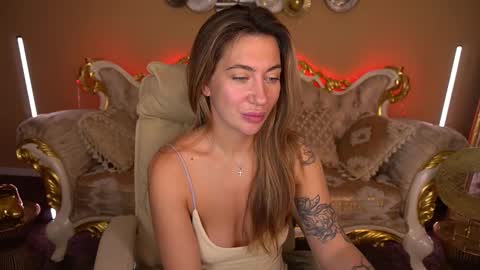 Kate online show from November 2025 08:02:01 AM