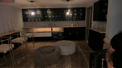 K A T E  online show from April 2026 10:33:01 AM