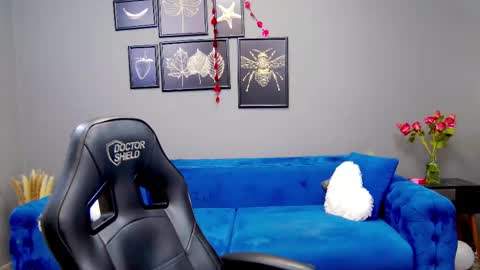 Kate online show from February 2025 09:14:01 PM