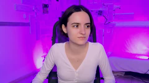 katewillows online show from March 2026 04:36:01 AM