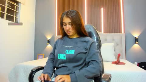 katha03_ online show from October 2025 04:00:02 AM